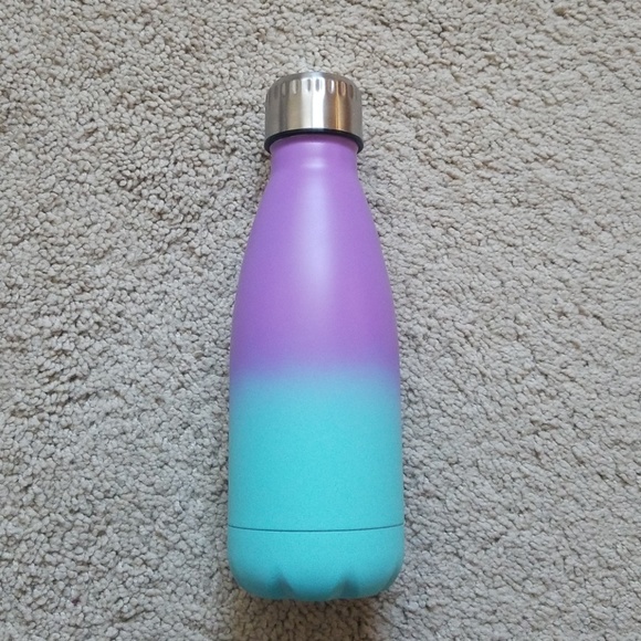 Francesca's Water Bottle - Picture 1 of 3